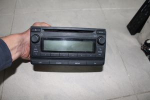 Toyota Avensis T270 Unità principale autoradio/CD/DVD/GPS 8612005240