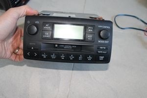 Toyota Corolla E120 E130 Panel / Radioodtwarzacz CD/DVD/GPS 8612002250