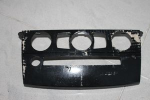 BMW 5 E60 E61 Verkleidung Bedieneinheit Klimaanlage / Heizung 70631469