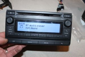 Toyota Corolla Verso AR10 Radio/CD/DVD/GPS-pääyksikkö 8612005240