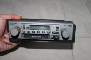 Mercedes-Benz E W124 Radio/CD/DVD/GPS-pääyksikkö 