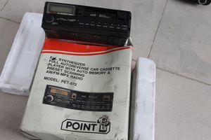 Mercedes-Benz E W124 Radio/CD/DVD/GPS-pääyksikkö PET972