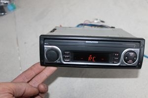 Audi 80 90 S2 B4 Radio/CD/DVD/GPS-pääyksikkö 