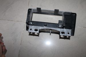 Volvo V70 Radio/GPS head unit trim HU603