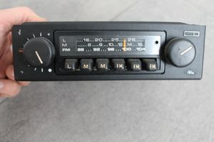 Ford Probe Unité principale radio / CD / DVD / GPS 84AB18K810