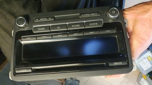 Volkswagen Caddy Panel / Radioodtwarzacz CD/DVD/GPS 5M0035186J