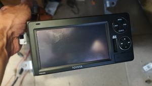 Toyota RAV 4 (XA40) Radio/CD/DVD/GPS-pääyksikkö PZ44500334