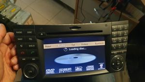 Mercedes-Benz E W211 Unità principale autoradio/CD/DVD/GPS A2118708994