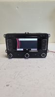 Volkswagen PASSAT B7 Unità principale autoradio/CD/DVD/GPS 1K0035274