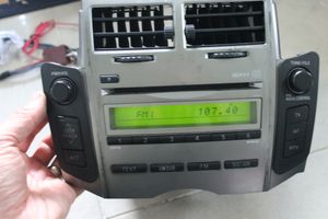 Toyota Yaris Radija/ CD/DVD grotuvas/ navigacija 861200D490