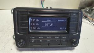 Volkswagen PASSAT B6 Radija/ CD/DVD grotuvas/ navigacija 3AD035185