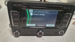 Volkswagen Tiguan Unité principale radio / CD / DVD / GPS 3C8035279B