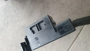 Audi A6 S6 C6 4F Connettore plug in USB AMI