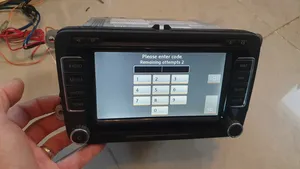 Volkswagen PASSAT CC Radio/CD/DVD/GPS-pääyksikkö 1T0035680B