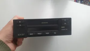 BMW 7 E38 Radio/CD/DVD/GPS-pääyksikkö 8352863