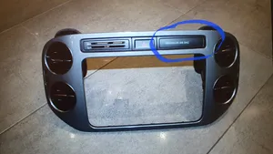 Volkswagen Tiguan Включатель надувной подушки для пассажира 5N0919234