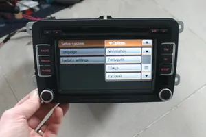 Volkswagen PASSAT B7 Radio/CD/DVD/GPS-pääyksikkö 3C8035190C