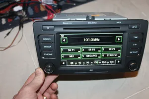 Skoda Yeti (5L) Radio/CD/DVD/GPS-pääyksikkö 1Z0035156F