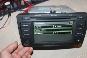 Skoda Yeti (5L) Panel / Radioodtwarzacz CD/DVD/GPS 1Z0035156F