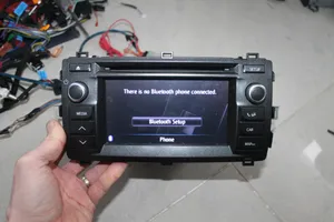 Toyota Auris E180 Unité principale radio / CD / DVD / GPS 8614002030