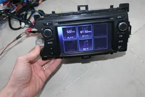 Toyota Yaris Unité principale radio / CD / DVD / GPS 861400D050