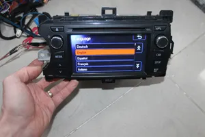 Toyota Yaris Unité principale radio / CD / DVD / GPS 861400D050