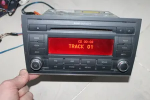Audi A4 S4 B7 8E 8H Panel / Radioodtwarzacz CD/DVD/GPS 8E0035186AK