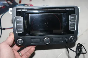 Volkswagen Golf Plus Panel / Radioodtwarzacz CD/DVD/GPS 3C0035270