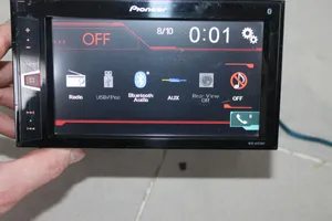 Hyundai Santa Fe Panel / Radioodtwarzacz CD/DVD/GPS MVHAV270BT