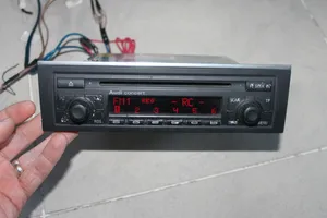 Audi A4 S4 B7 8E 8H Radio/CD/DVD/GPS-pääyksikkö 8E0035186