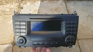 Mercedes-Benz C W203 Unidad delantera de radio/CD/DVD/GPS A2038701989