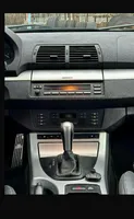 BMW 3 E46 AUX-pistokeliitin AUX