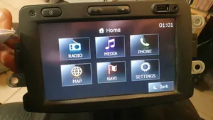 Renault Captur Radio/CD/DVD/GPS-pääyksikkö 281150198R