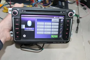 Volkswagen Transporter - Caravelle T5 Panel / Radioodtwarzacz CD/DVD/GPS CLARION