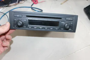 Audi A3 S3 8P Panel / Radioodtwarzacz CD/DVD/GPS 8P0035186