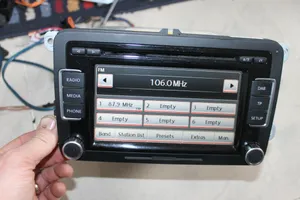 Volkswagen Tiguan Panel / Radioodtwarzacz CD/DVD/GPS 3C8035195A