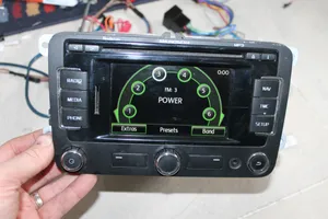 Skoda Superb B6 (3T) Panel / Radioodtwarzacz CD/DVD/GPS 3T0035192J