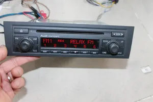 Audi A3 S3 8P Panel / Radioodtwarzacz CD/DVD/GPS 8P0035186