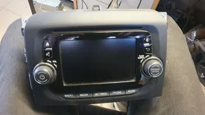 Fiat 500L Unité principale radio / CD / DVD / GPS 07355944710