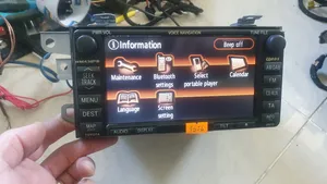 Toyota RAV 4 (XA30) Panel / Radioodtwarzacz CD/DVD/GPS 8612020A90