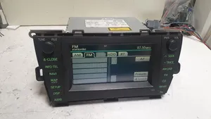 Toyota Prius (XW30) Panel / Radioodtwarzacz CD/DVD/GPS 8612047410