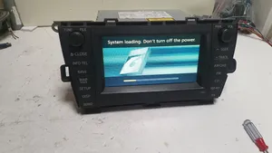 Toyota Prius (XW30) Panel / Radioodtwarzacz CD/DVD/GPS 8612047410