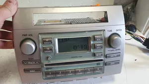 Toyota Corolla Verso AR10 Radio / CD/DVD atskaņotājs / navigācija 861200F010