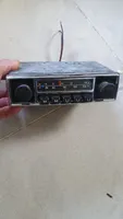 Mercedes-Benz W123 Radio/CD/DVD/GPS-pääyksikkö BLAUPUNKT