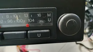 Ford Fiesta Panel / Radioodtwarzacz CD/DVD/GPS BLAUPUNKT