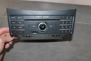 Mercedes-Benz E W212 Radio/CD/DVD/GPS-pääyksikkö A2189003307