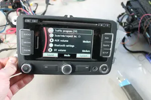 Volkswagen PASSAT B7 Radio / CD/DVD atskaņotājs / navigācija 3C8035279R