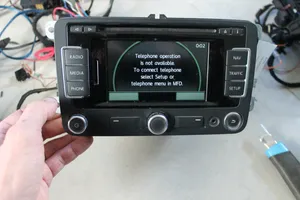 Volkswagen PASSAT B7 Radio / CD/DVD atskaņotājs / navigācija 3C8035279R