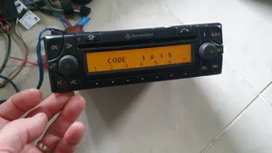 Mercedes-Benz CLK A208 C208 Radio / CD/DVD atskaņotājs / navigācija A2088202026