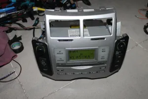 Toyota Yaris Radio/CD/DVD/GPS-pääyksikkö 861200D210